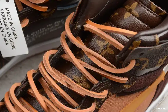 Cheap TB AQ0818-158 x AJ1 Off-Louis Jordan Air 1 OW 0512